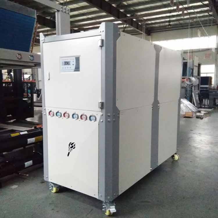 工業冷水機,工業冷水機類型